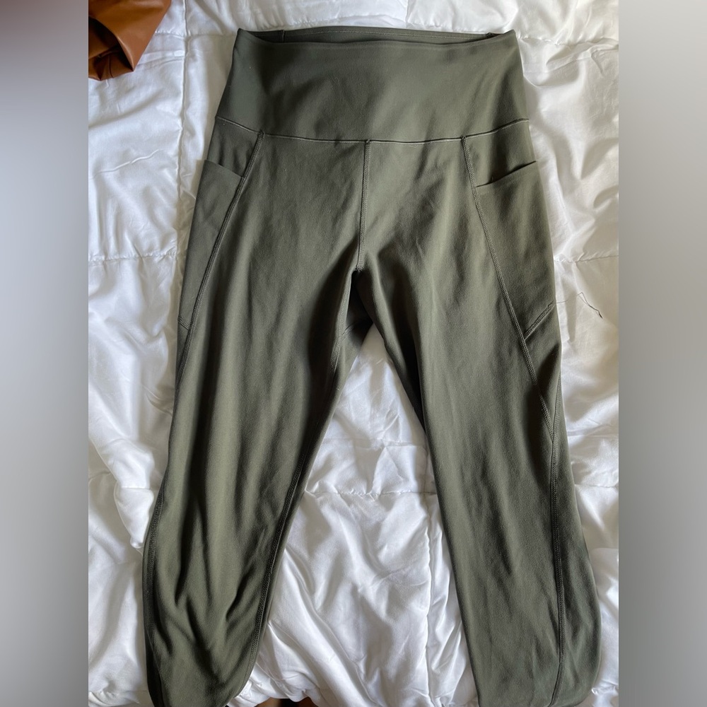 Uniqlo Soft Workout Leggings